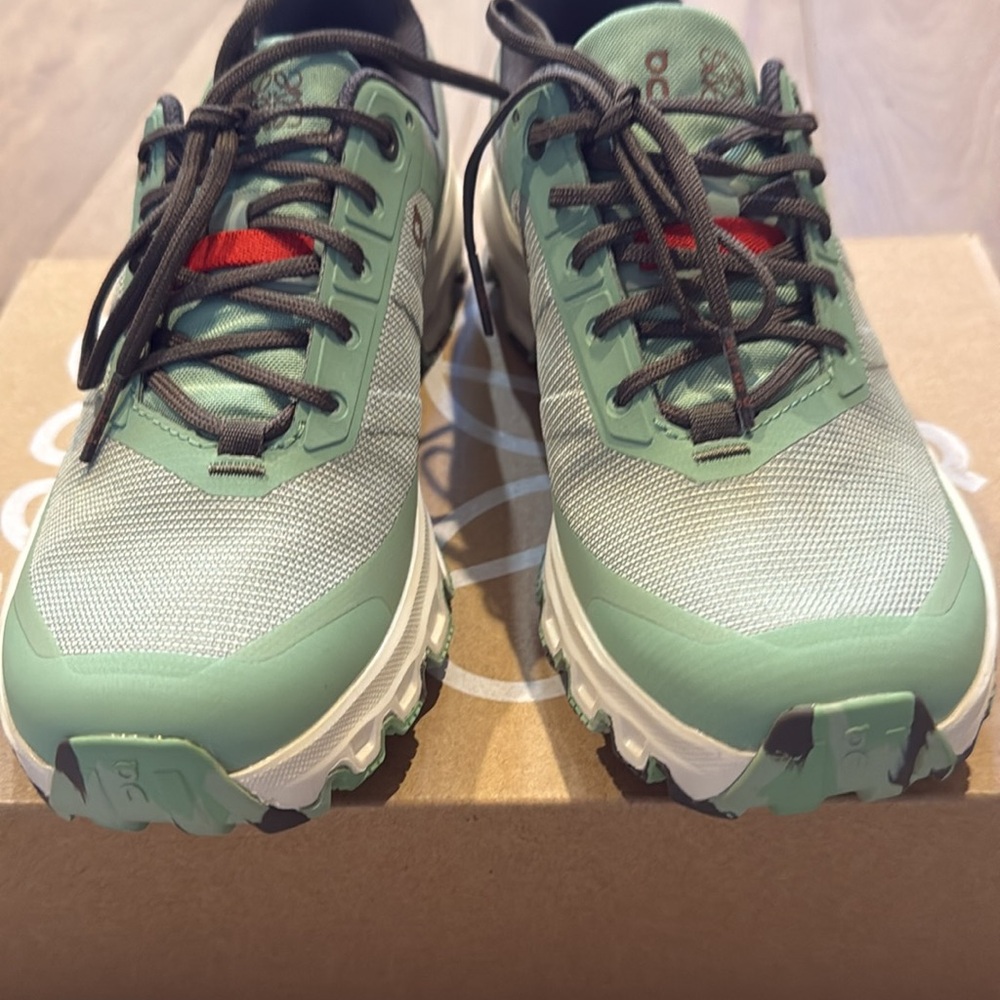 New Loewe Cloudventure Pale Green and Gray Sneakers - Picture 2 of 9